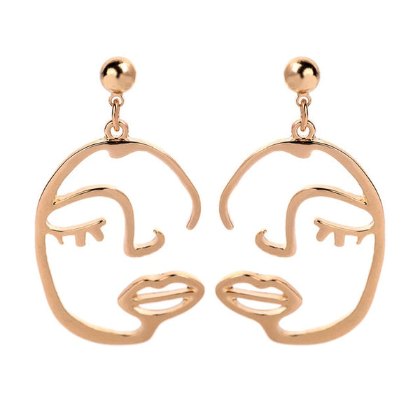 Elegant modern Women Earrings